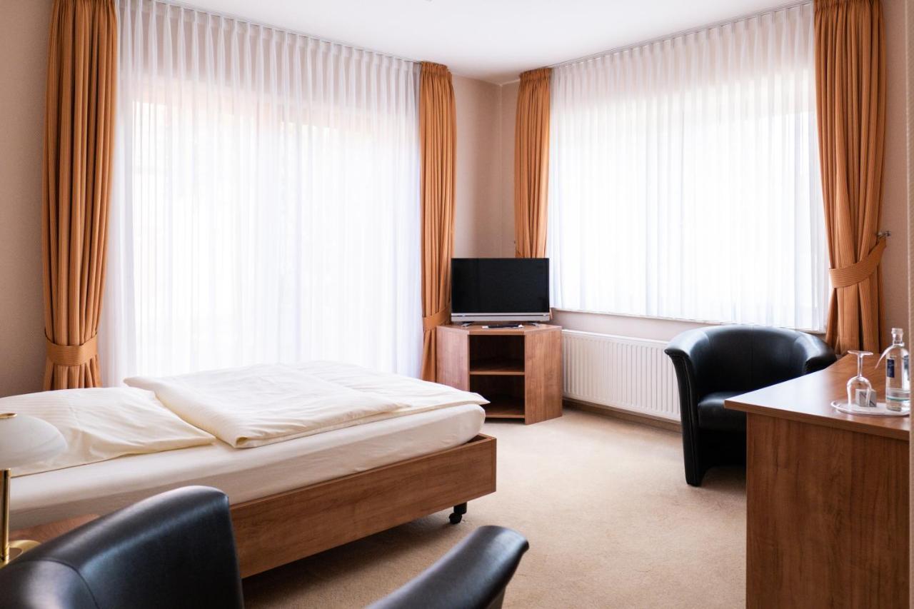Land-Gut-Hotel Restaurant Kreuz Meyer Stuhr Zewnętrze zdjęcie
