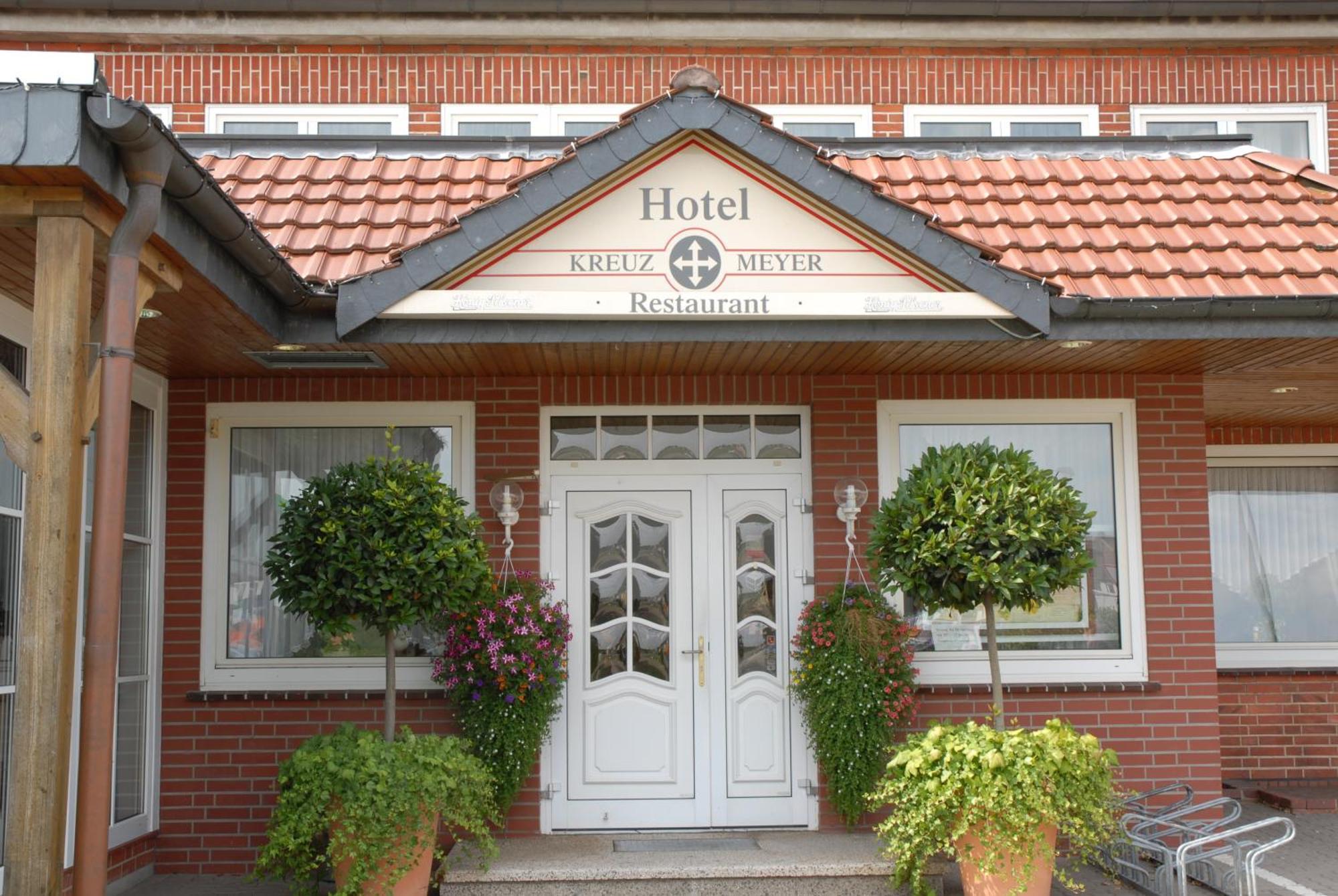 Land-Gut-Hotel Restaurant Kreuz Meyer Stuhr Zewnętrze zdjęcie
