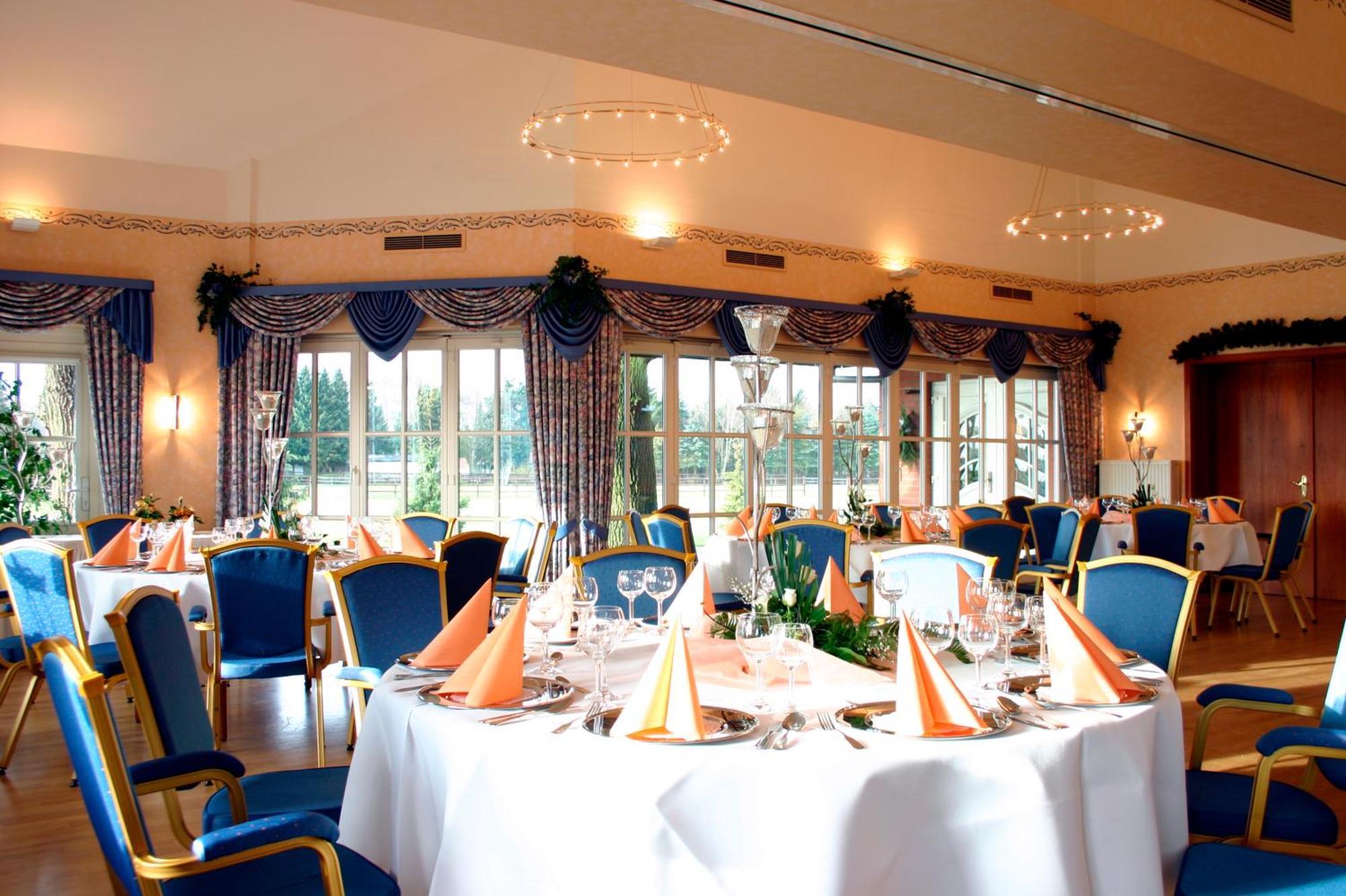 Land-Gut-Hotel Restaurant Kreuz Meyer Stuhr Zewnętrze zdjęcie