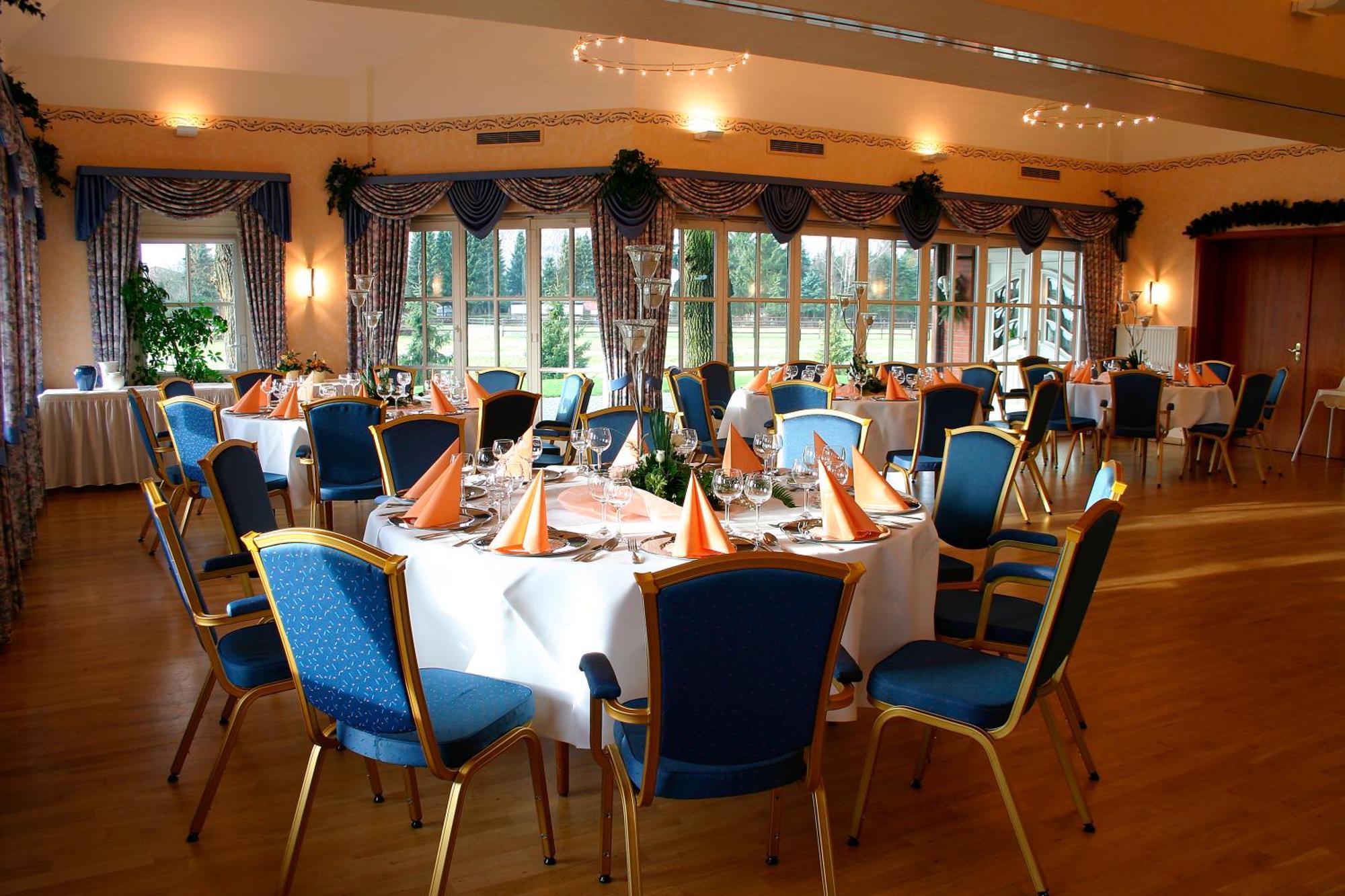 Land-Gut-Hotel Restaurant Kreuz Meyer Stuhr Zewnętrze zdjęcie