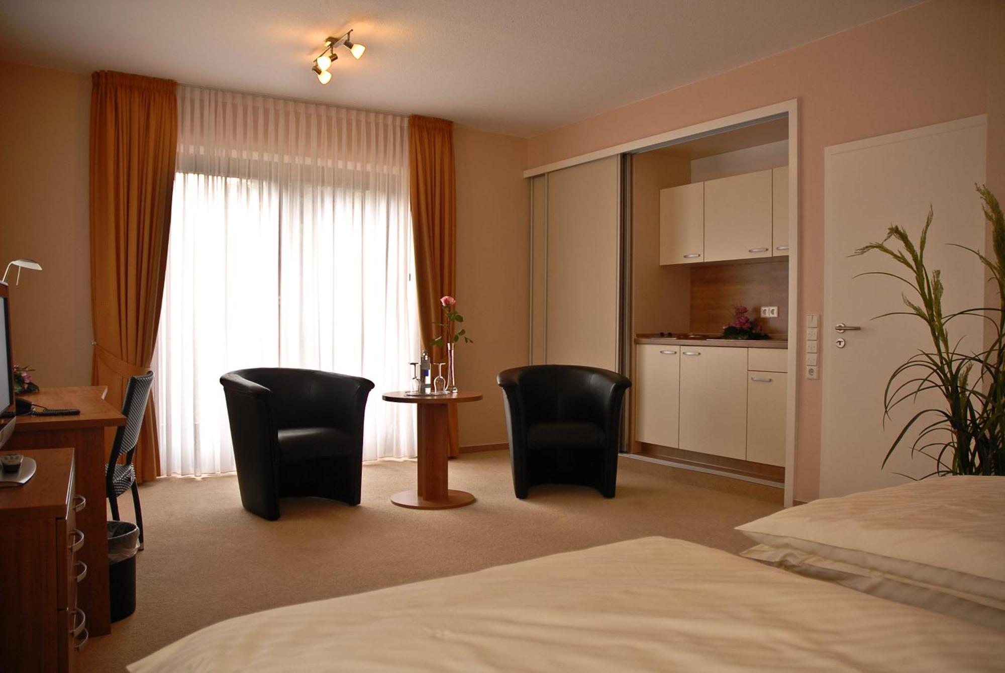 Land-Gut-Hotel Restaurant Kreuz Meyer Stuhr Zewnętrze zdjęcie