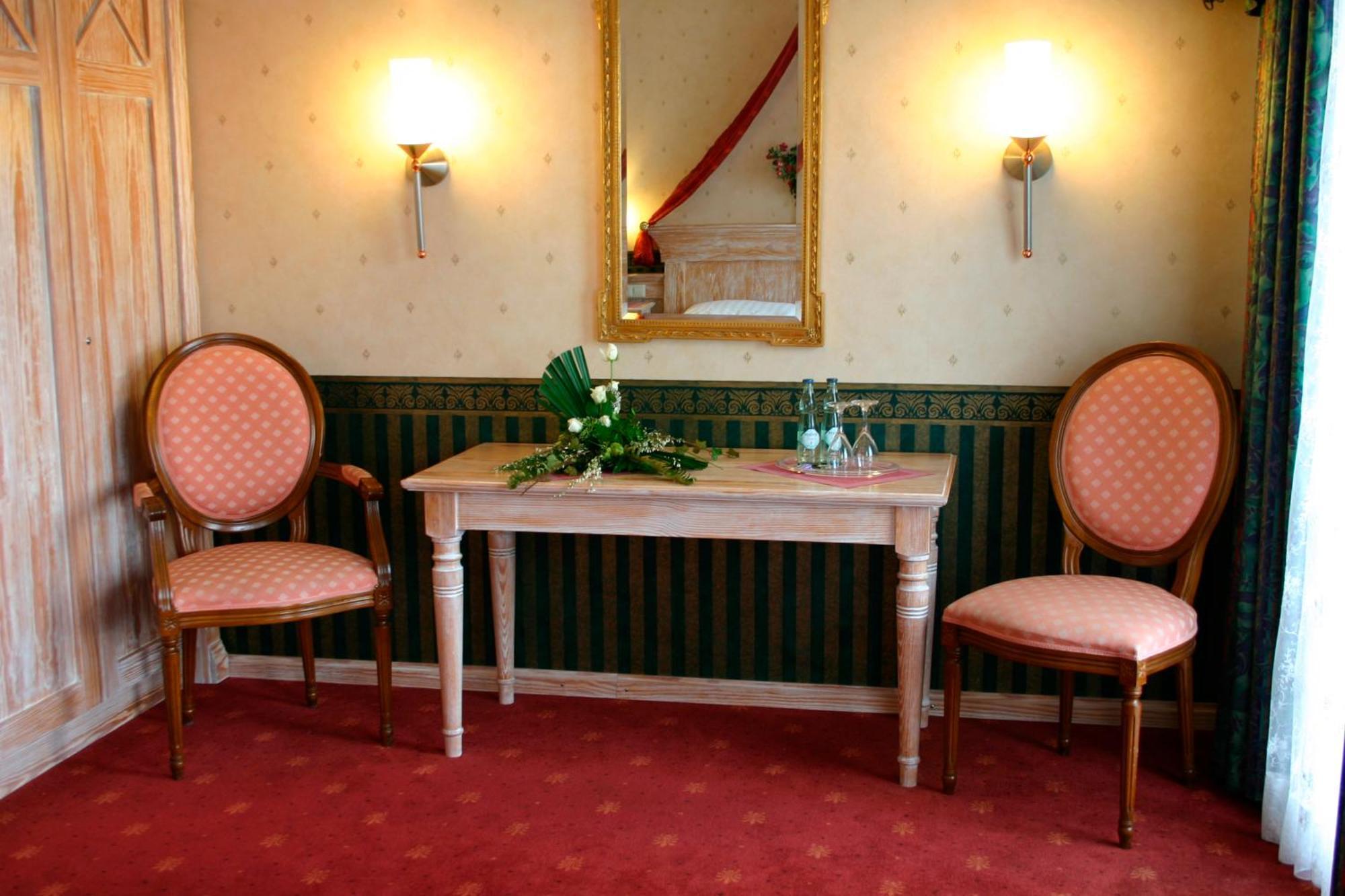 Land-Gut-Hotel Restaurant Kreuz Meyer Stuhr Zewnętrze zdjęcie