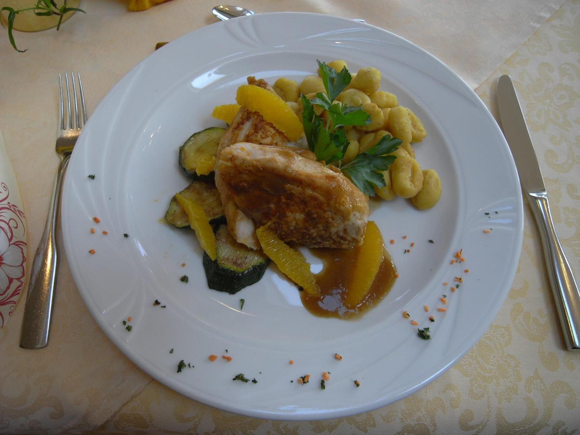 Land-Gut-Hotel Restaurant Kreuz Meyer Stuhr Zewnętrze zdjęcie